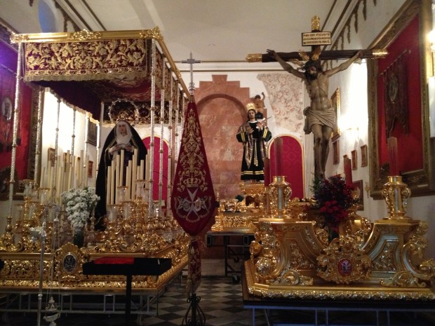 Tronos ready for Semana Santa