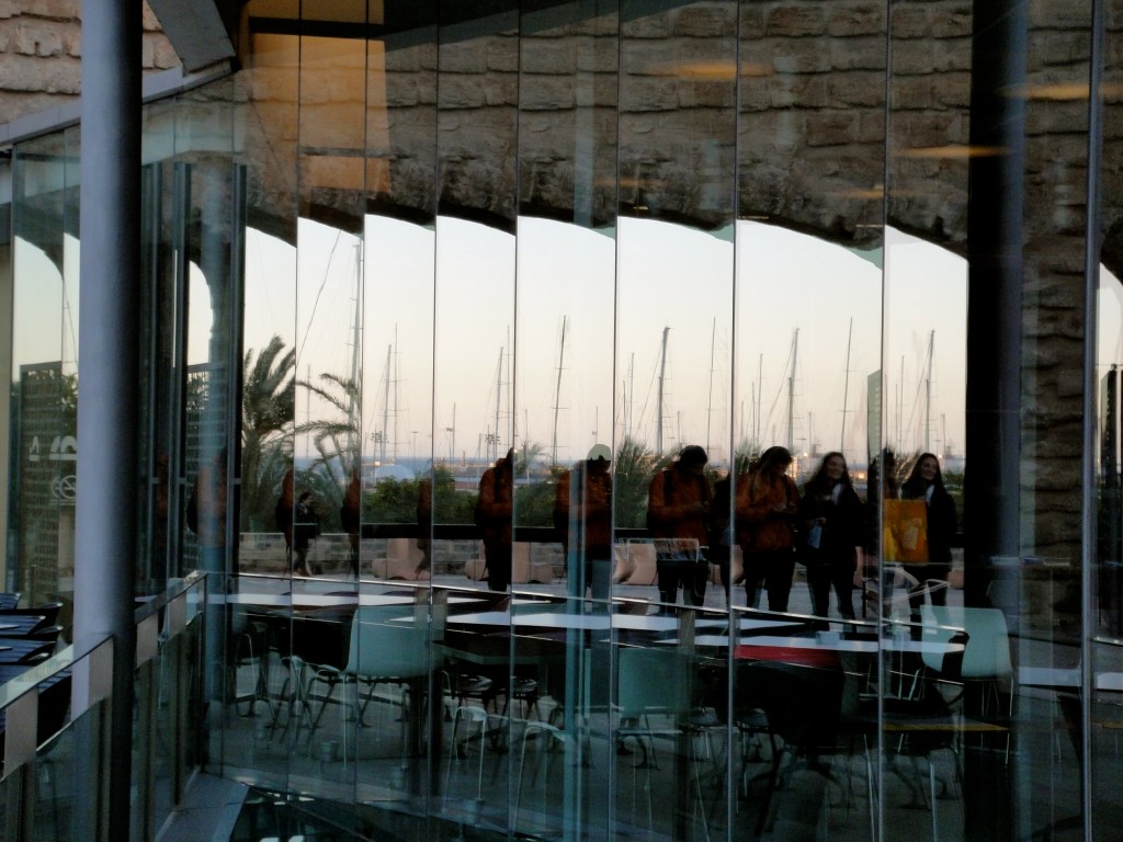 Es Baluard's contemporary glass