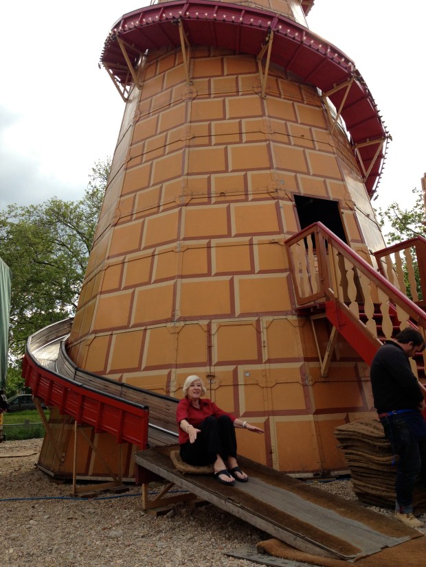 My mother refinds her childhood self...