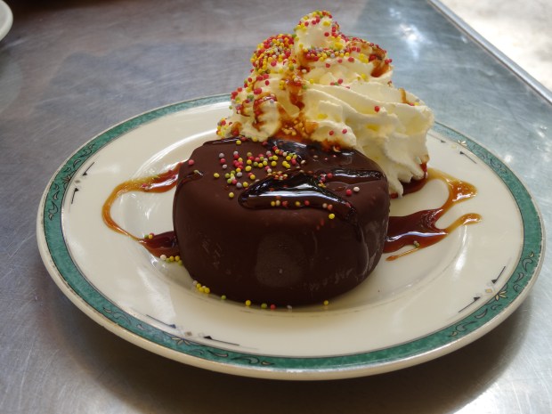 Ice cream in the park :)