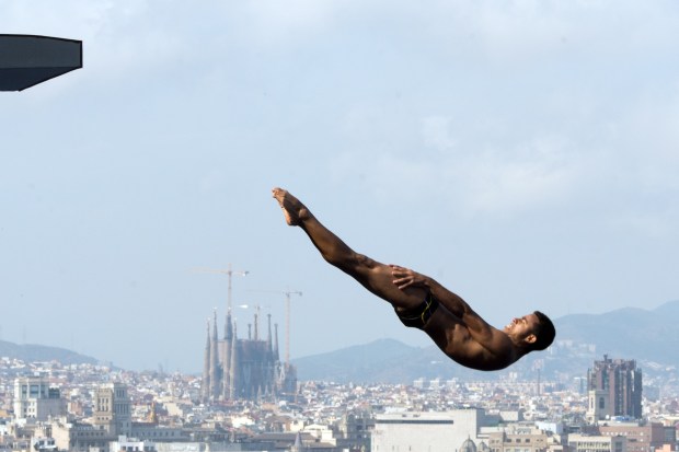 TOPSHOTS-SWIM-WORLD-DIVING